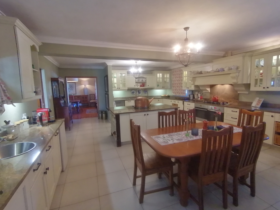 5 Bedroom Property for Sale in Shortens Country Estate KwaZulu-Natal