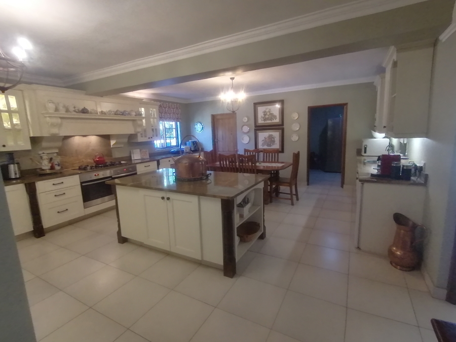 5 Bedroom Property for Sale in Shortens Country Estate KwaZulu-Natal