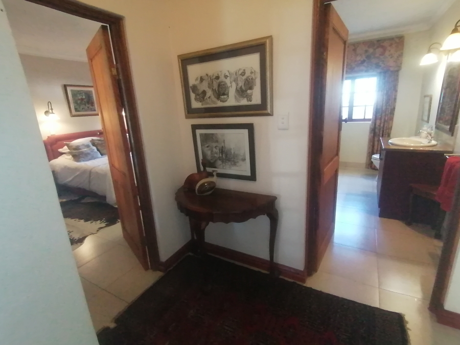 5 Bedroom Property for Sale in Shortens Country Estate KwaZulu-Natal