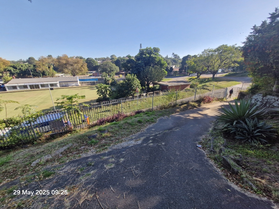 4 Bedroom Property for Sale in Mount Vernon KwaZulu-Natal