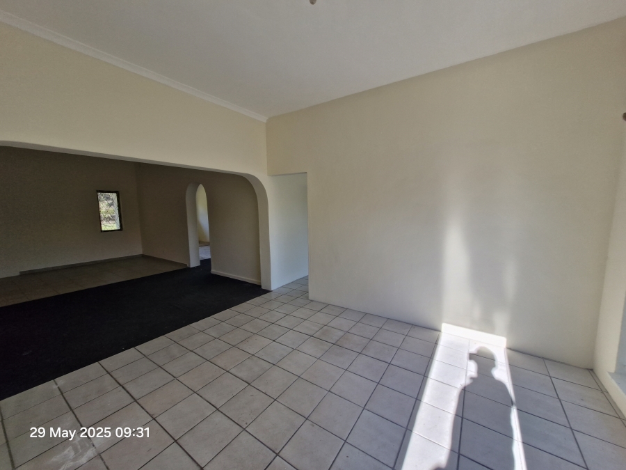 4 Bedroom Property for Sale in Mount Vernon KwaZulu-Natal