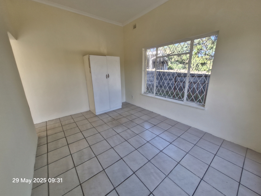 4 Bedroom Property for Sale in Mount Vernon KwaZulu-Natal