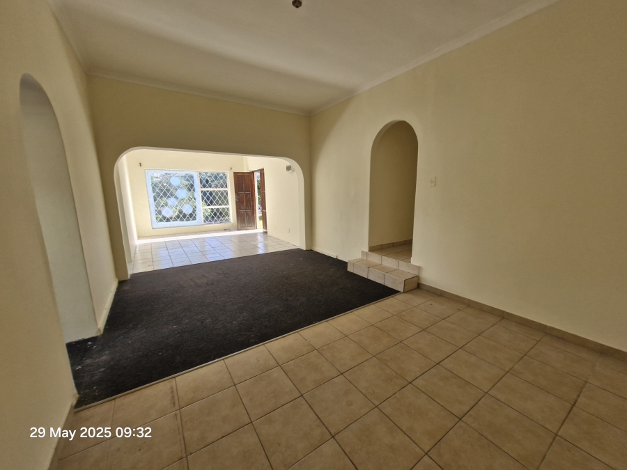 4 Bedroom Property for Sale in Mount Vernon KwaZulu-Natal