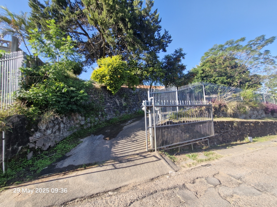 4 Bedroom Property for Sale in Mount Vernon KwaZulu-Natal