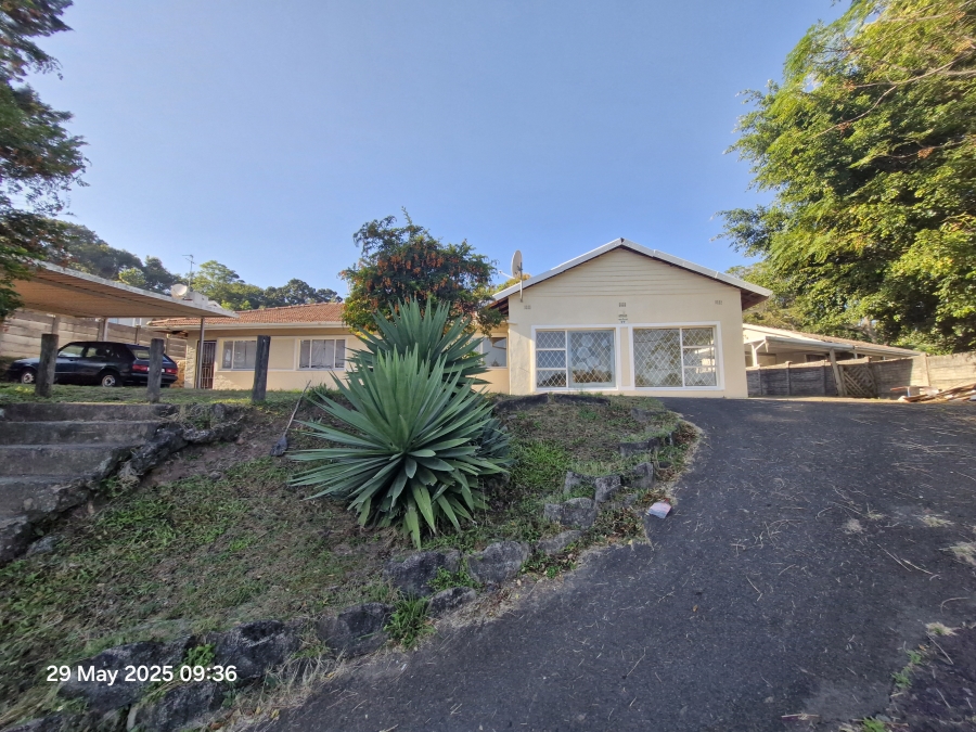 4 Bedroom Property for Sale in Mount Vernon KwaZulu-Natal