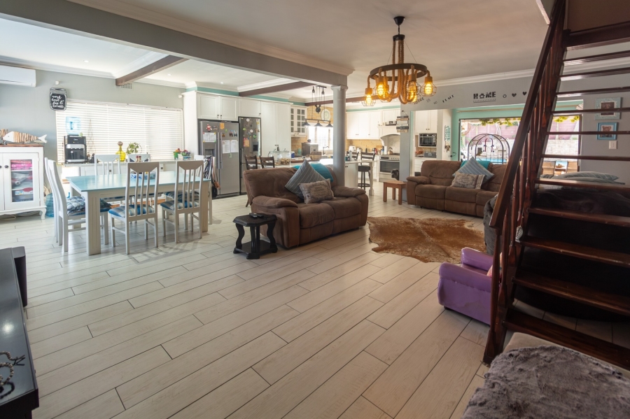 3 Bedroom Property for Sale in Ocean View KwaZulu-Natal