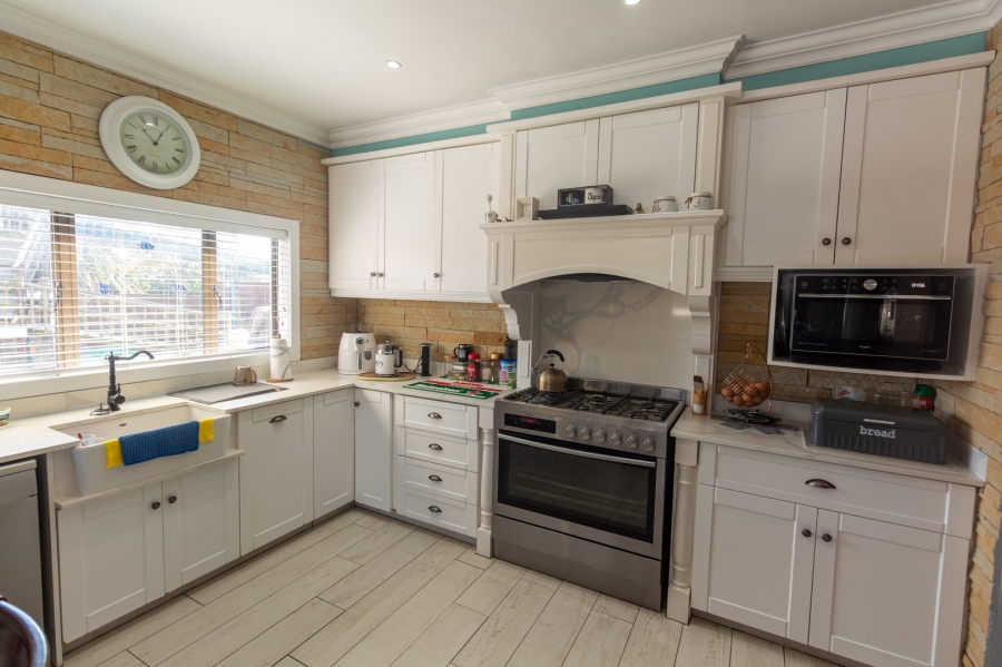 3 Bedroom Property for Sale in Ocean View KwaZulu-Natal