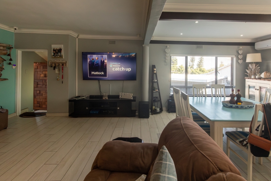 3 Bedroom Property for Sale in Ocean View KwaZulu-Natal