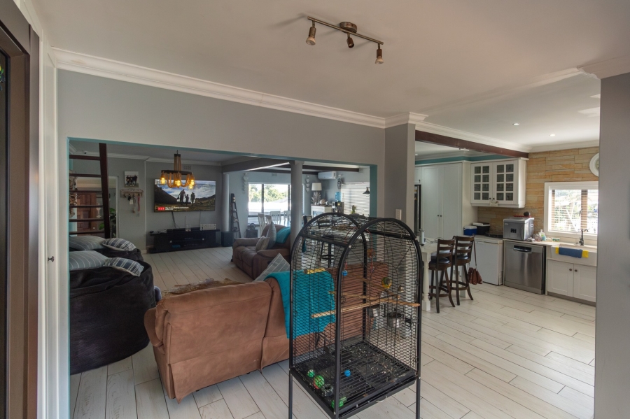 3 Bedroom Property for Sale in Ocean View KwaZulu-Natal