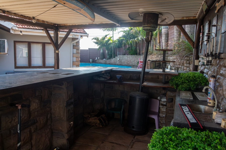 3 Bedroom Property for Sale in Ocean View KwaZulu-Natal
