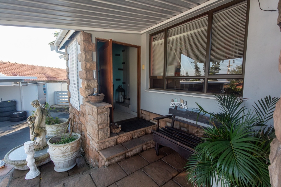 3 Bedroom Property for Sale in Ocean View KwaZulu-Natal