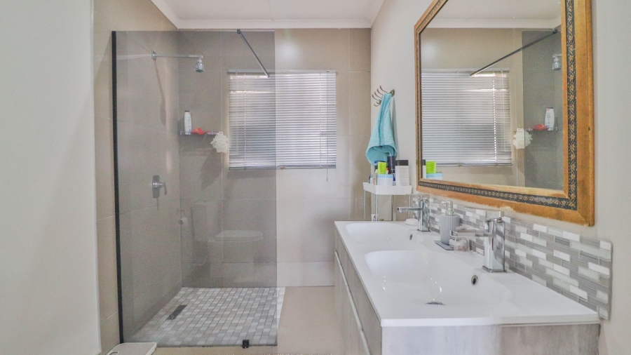 5 Bedroom Property for Sale in Wembley KwaZulu-Natal