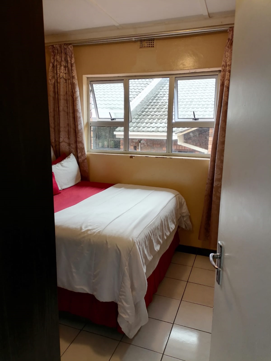 To Let 1 Bedroom Property for Rent in Empangeni Central KwaZulu-Natal