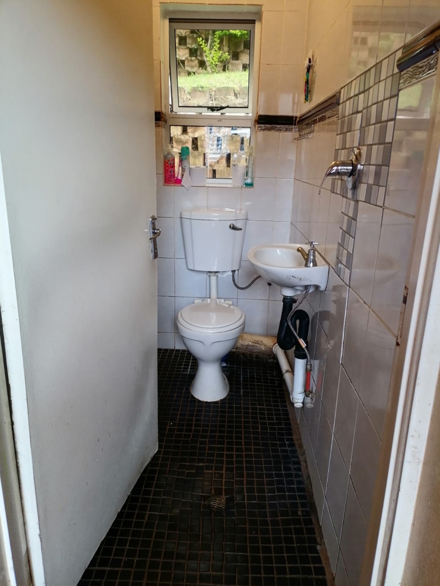 To Let 1 Bedroom Property for Rent in Empangeni Central KwaZulu-Natal