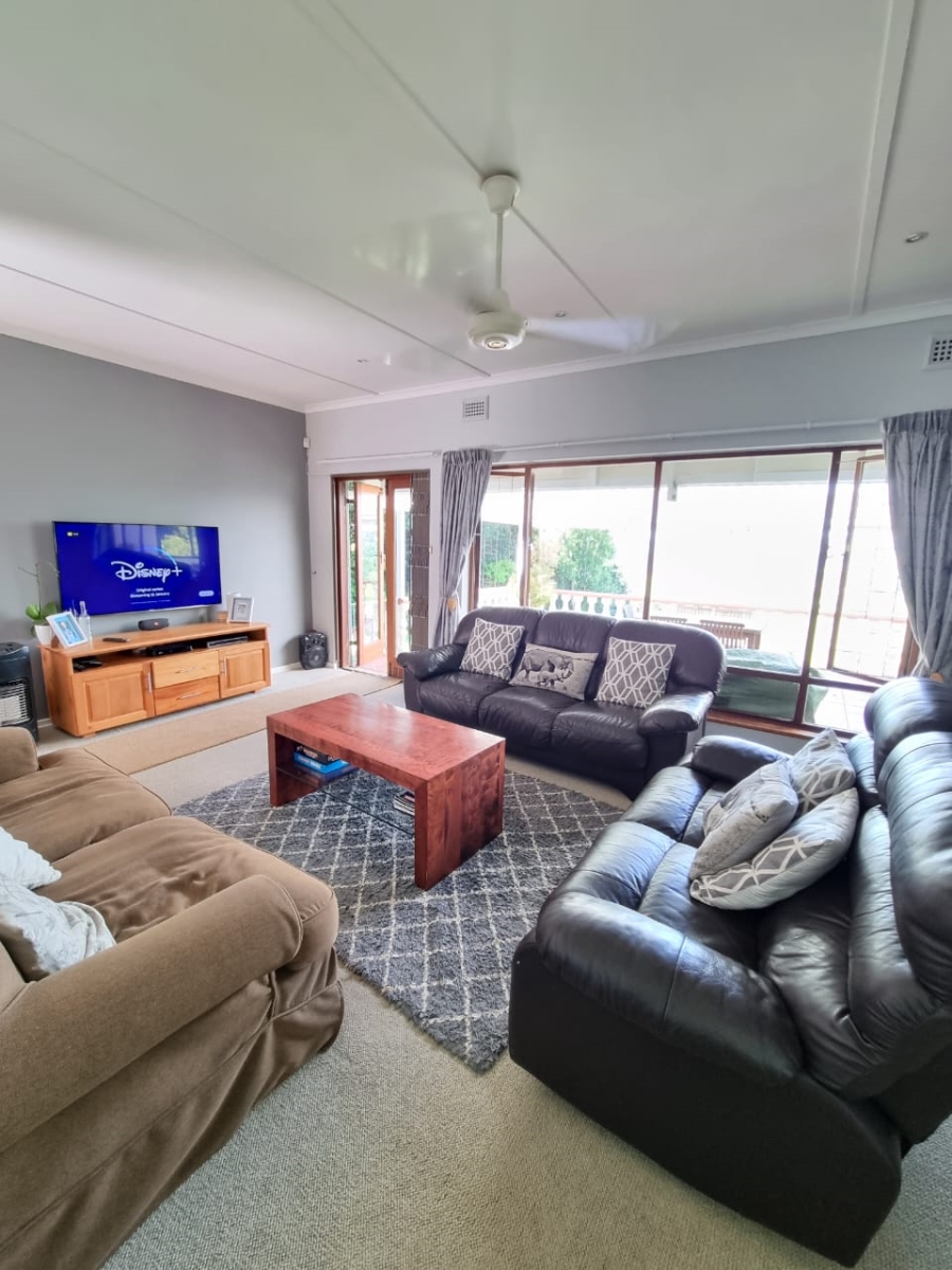 4 Bedroom Property for Sale in Hillcrest Central KwaZulu-Natal