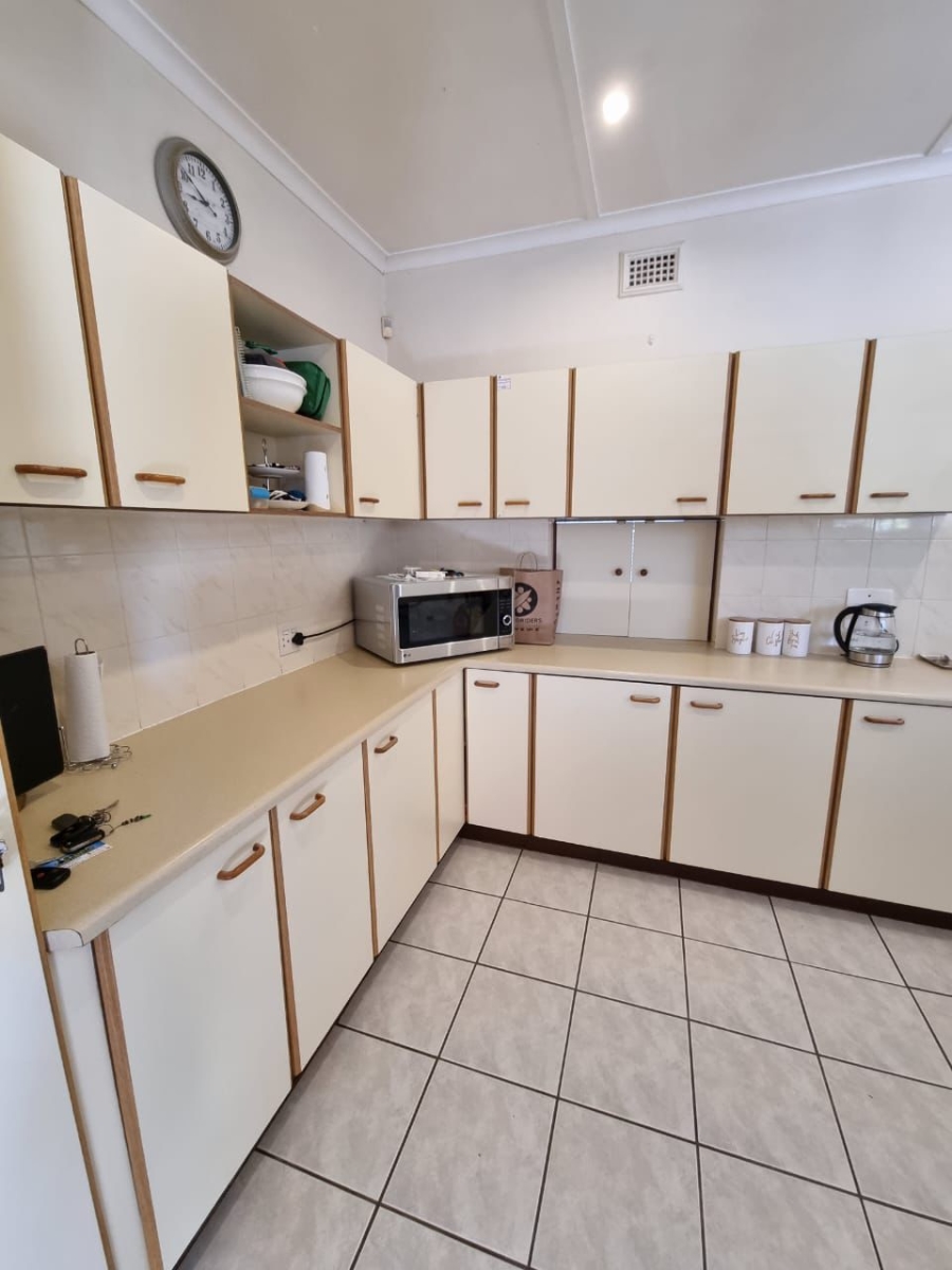 4 Bedroom Property for Sale in Hillcrest Central KwaZulu-Natal