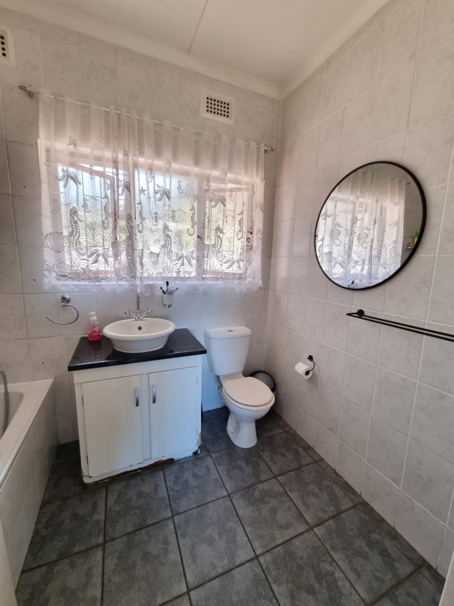 4 Bedroom Property for Sale in Hillcrest Central KwaZulu-Natal