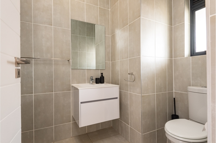1 Bedroom Property for Sale in Ballito Central KwaZulu-Natal