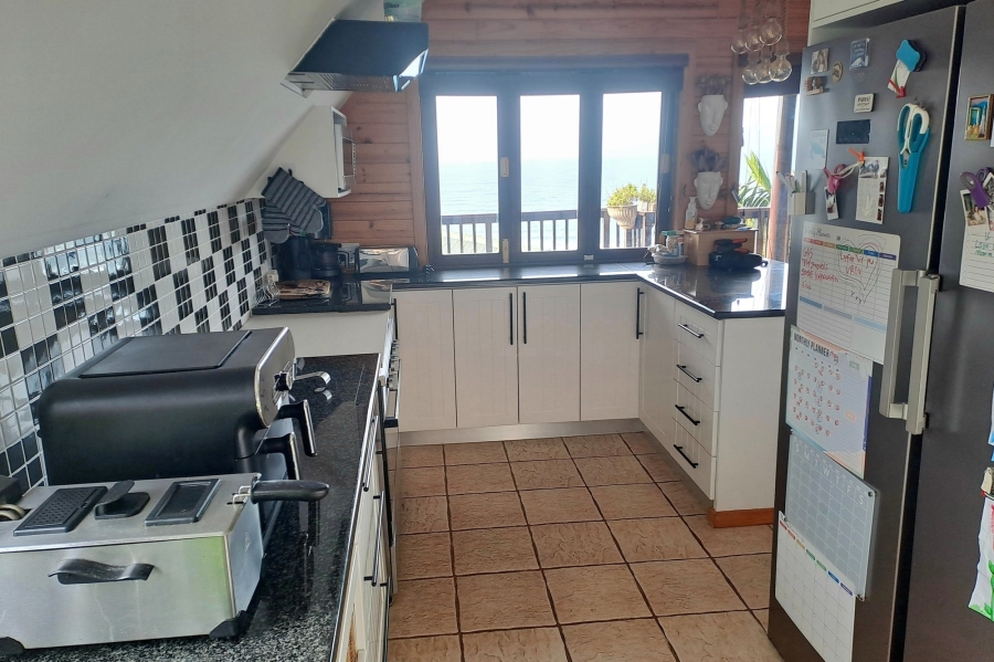 4 Bedroom Property for Sale in Palm Beach KwaZulu-Natal
