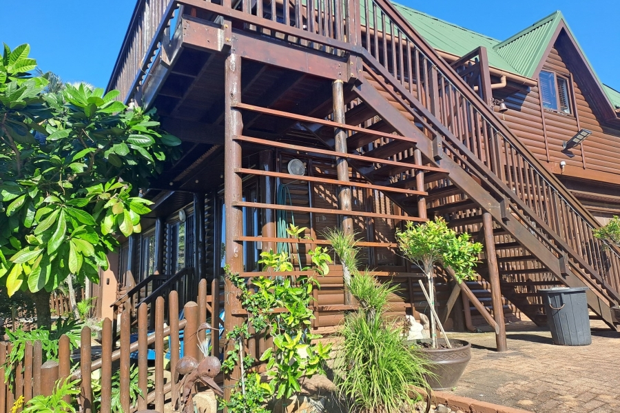 4 Bedroom Property for Sale in Palm Beach KwaZulu-Natal