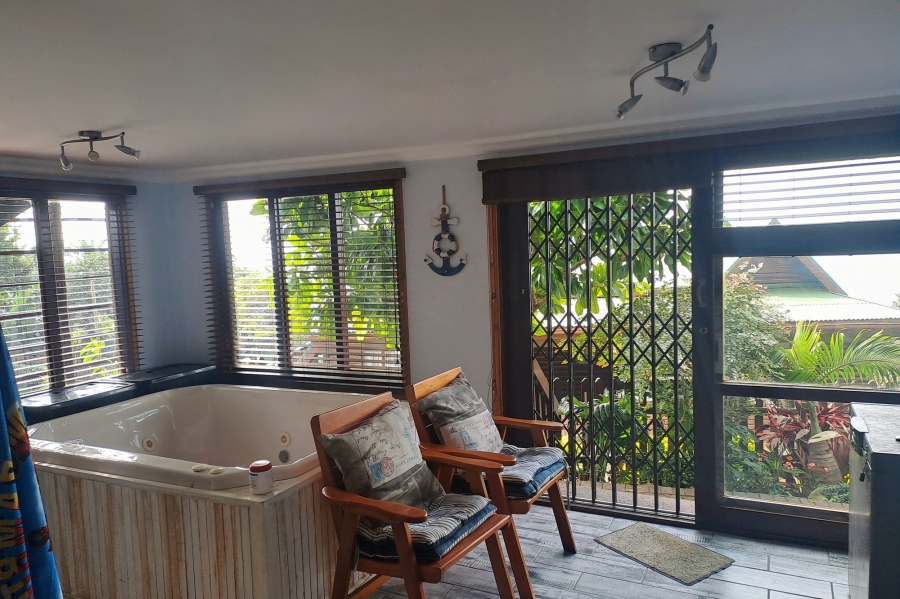 4 Bedroom Property for Sale in Palm Beach KwaZulu-Natal