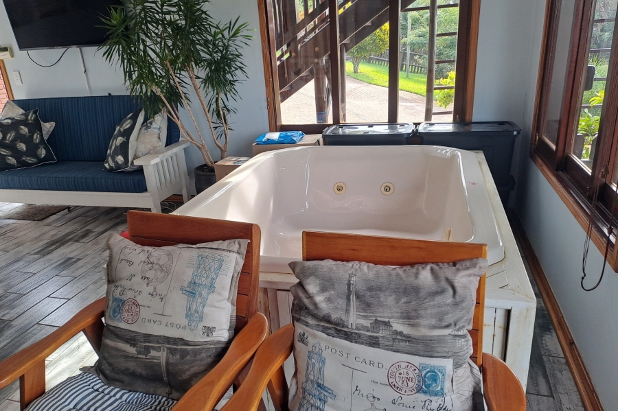 4 Bedroom Property for Sale in Palm Beach KwaZulu-Natal