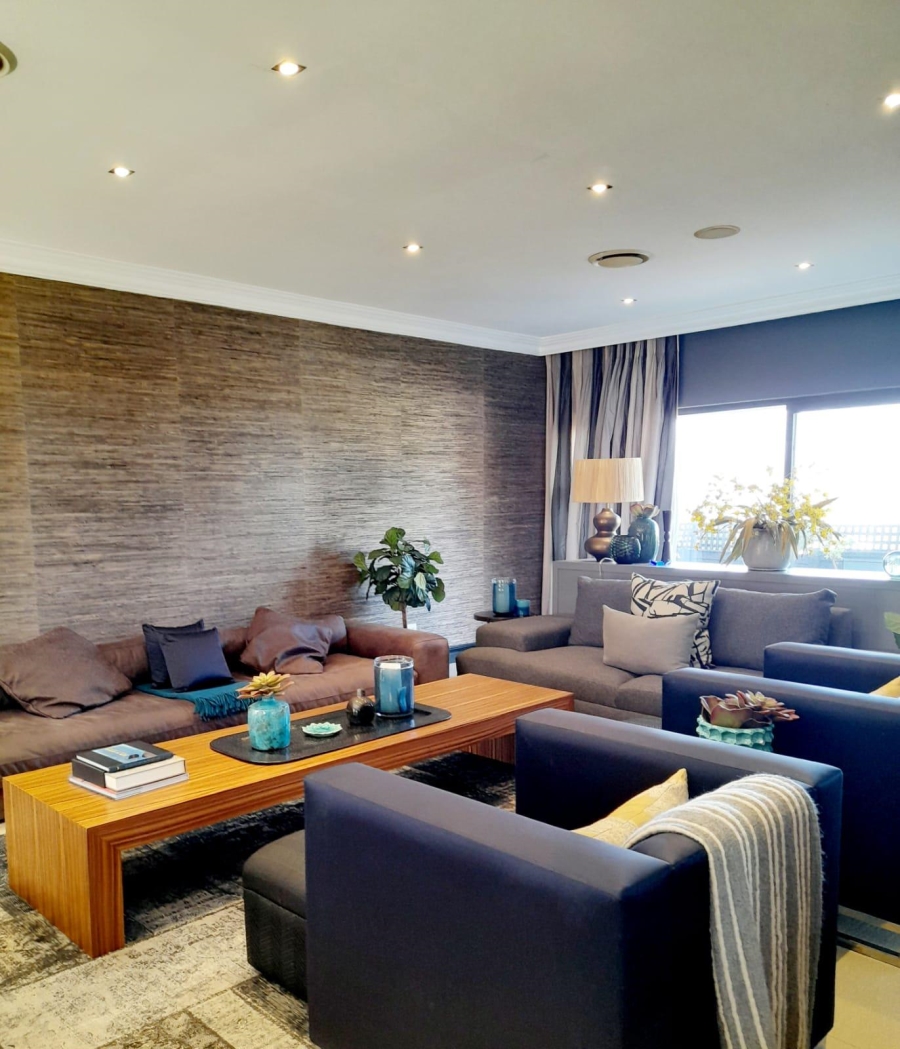 8 Bedroom Property for Sale in Umhlanga KwaZulu-Natal