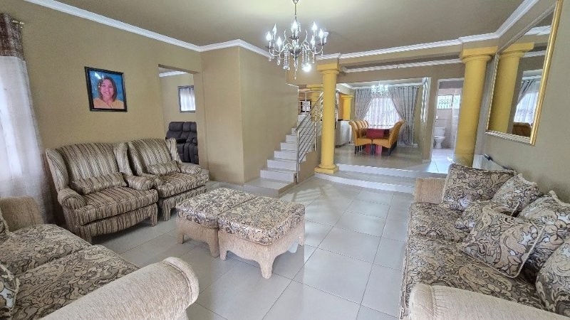 5 Bedroom Property for Sale in Moseley Park KwaZulu-Natal