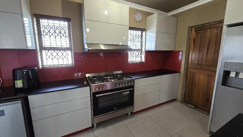 5 Bedroom Property for Sale in Moseley Park KwaZulu-Natal