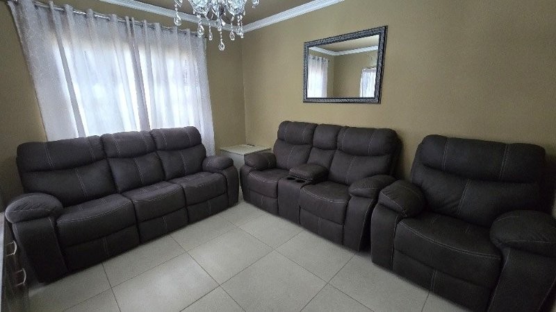 5 Bedroom Property for Sale in Moseley Park KwaZulu-Natal