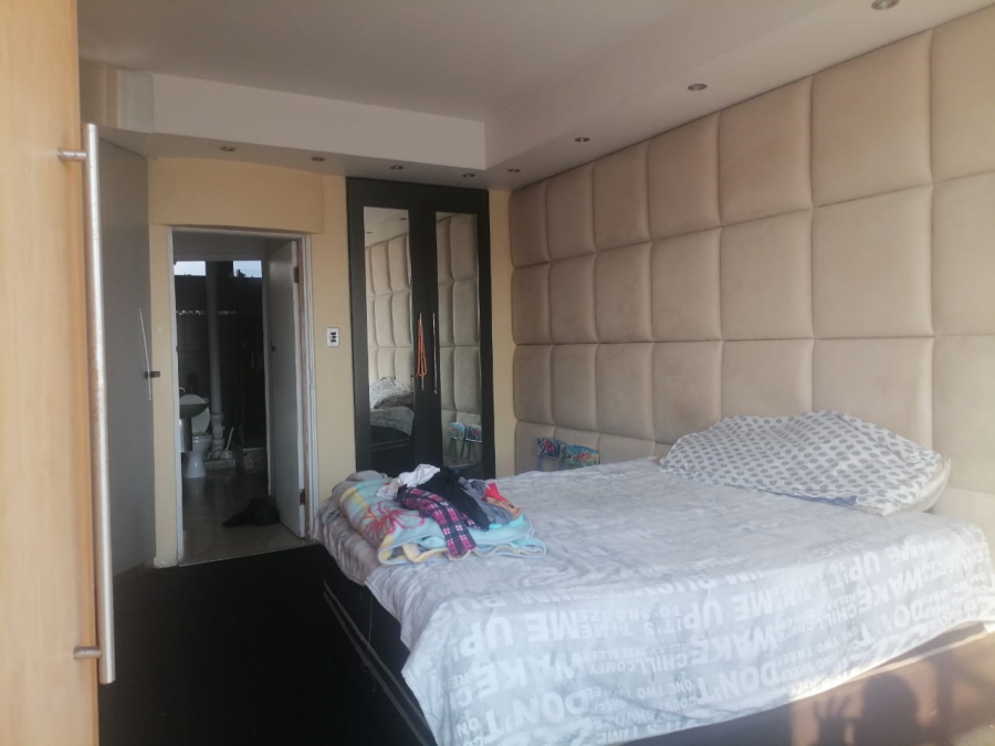 2 Bedroom Property for Sale in South Beach KwaZulu-Natal