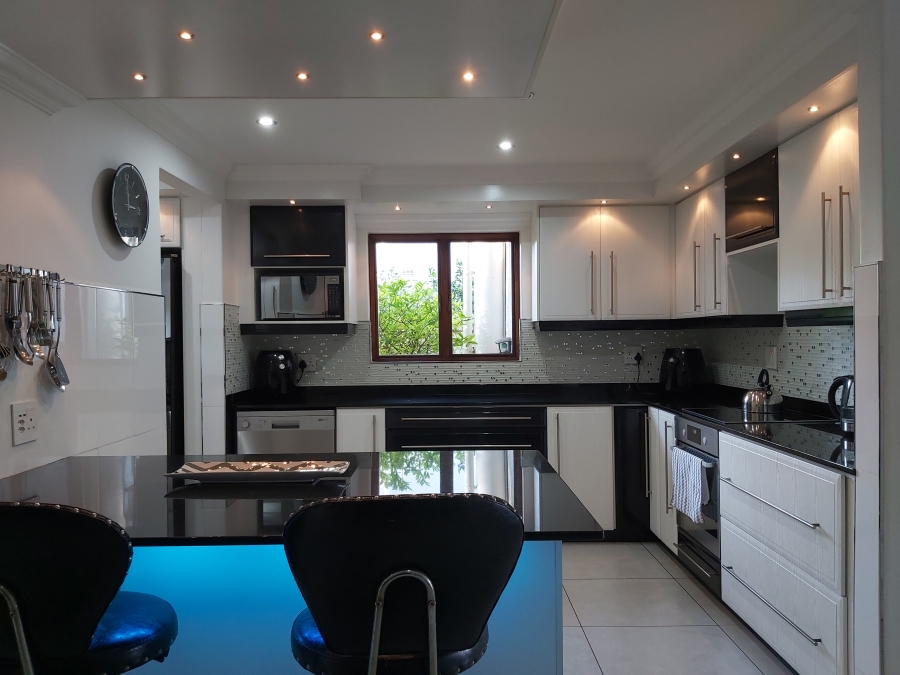 3 Bedroom Property for Sale in Umhlanga KwaZulu-Natal