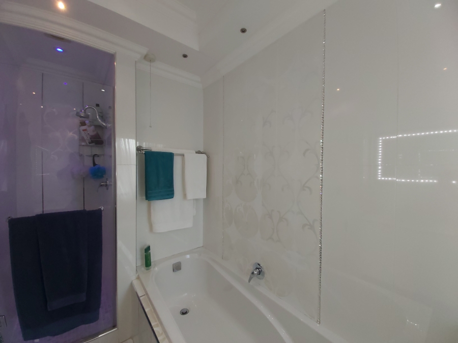 3 Bedroom Property for Sale in Umhlanga KwaZulu-Natal