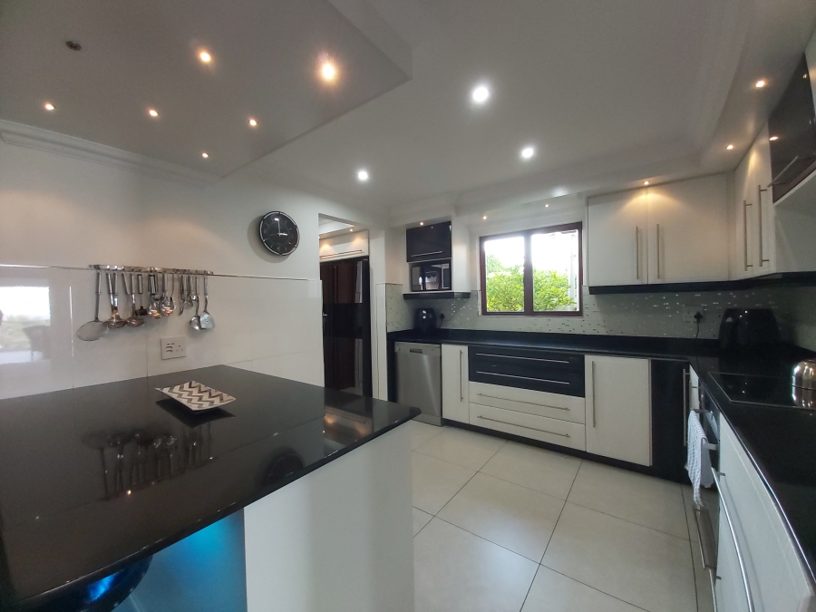 3 Bedroom Property for Sale in Umhlanga KwaZulu-Natal