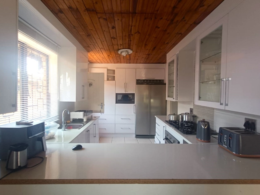 2 Bedroom Property for Sale in Birdswood KwaZulu-Natal