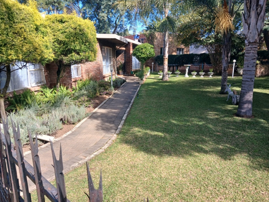 4 Bedroom Property for Sale in Huttenheights KwaZulu-Natal