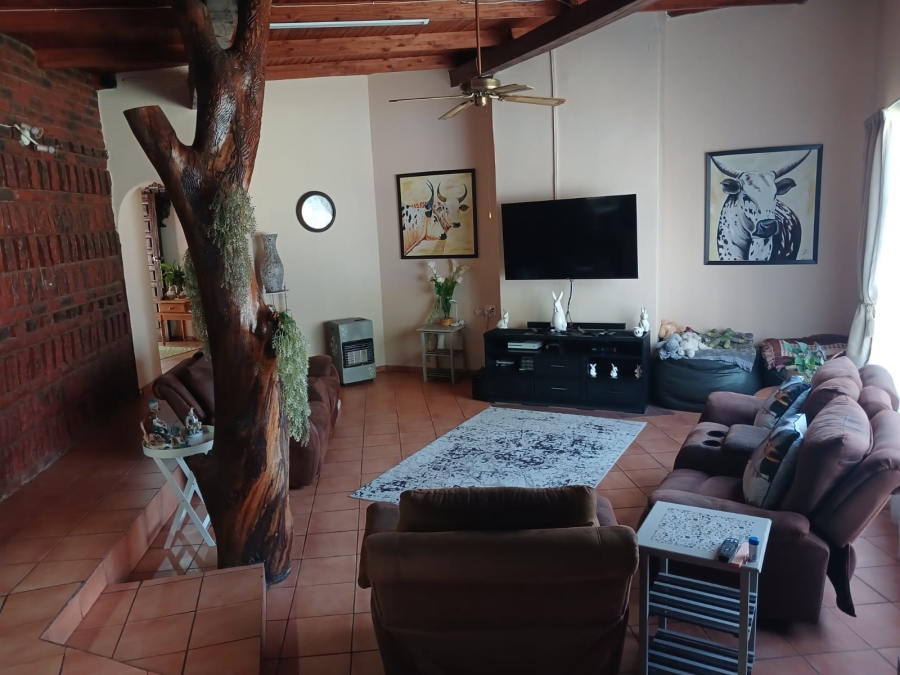 4 Bedroom Property for Sale in Huttenheights KwaZulu-Natal