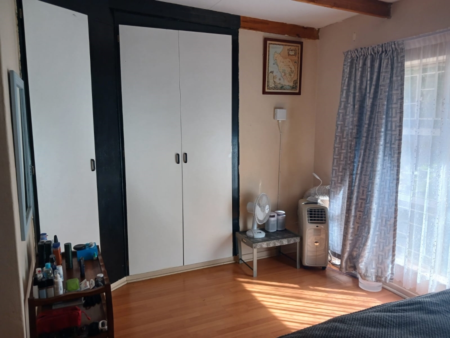 4 Bedroom Property for Sale in Huttenheights KwaZulu-Natal