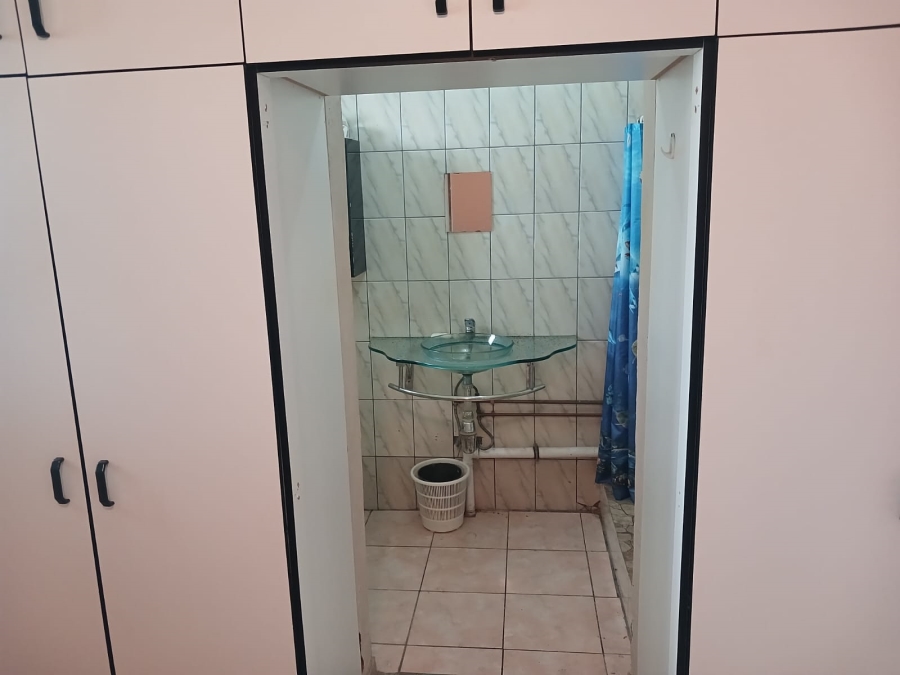 4 Bedroom Property for Sale in Huttenheights KwaZulu-Natal