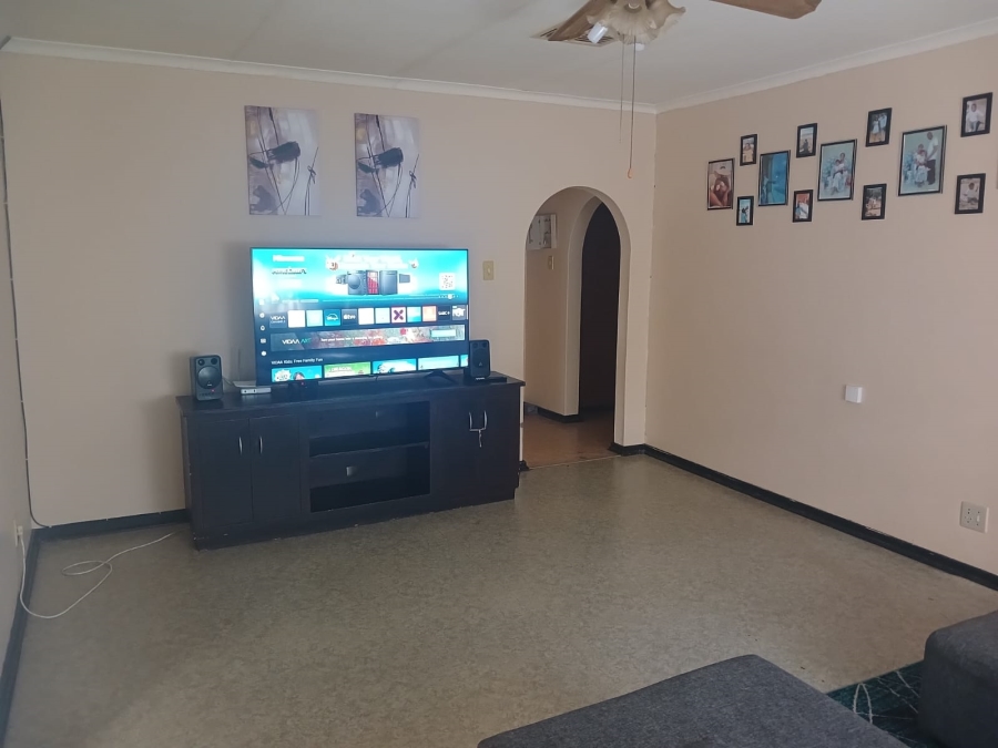 3 Bedroom Property for Sale in Huttenheights KwaZulu-Natal