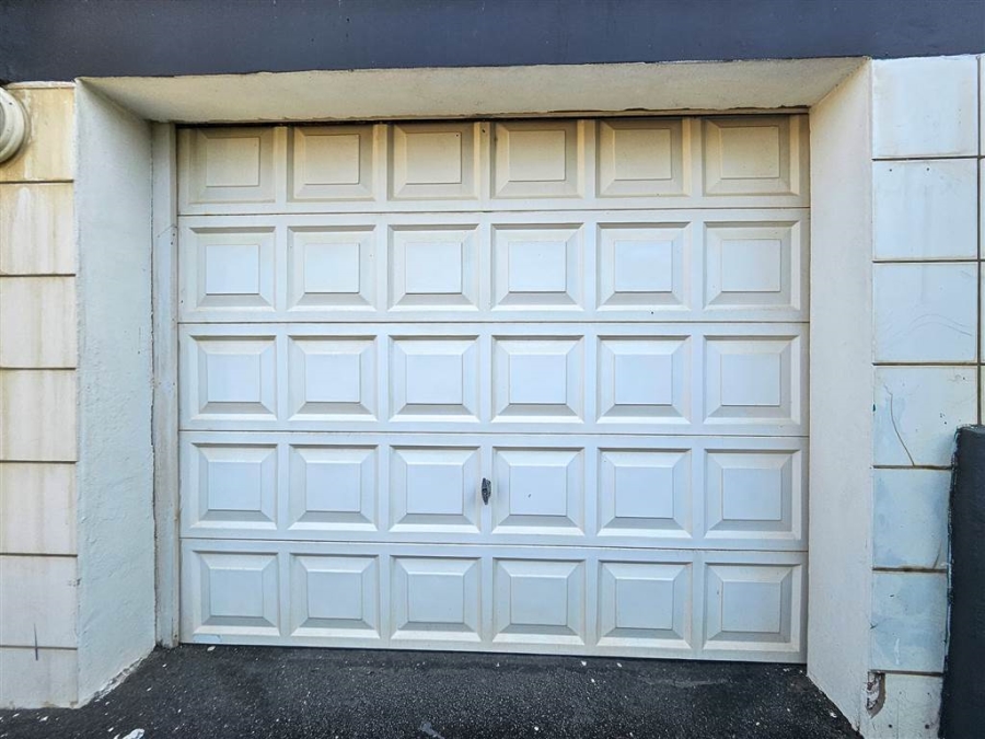 3 Bedroom Property for Sale in Amanzimtoti KwaZulu-Natal
