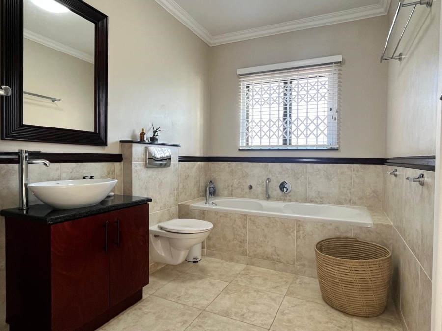 4 Bedroom Property for Sale in Shakas Rock KwaZulu-Natal