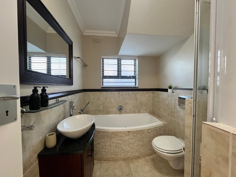 4 Bedroom Property for Sale in Shakas Rock KwaZulu-Natal