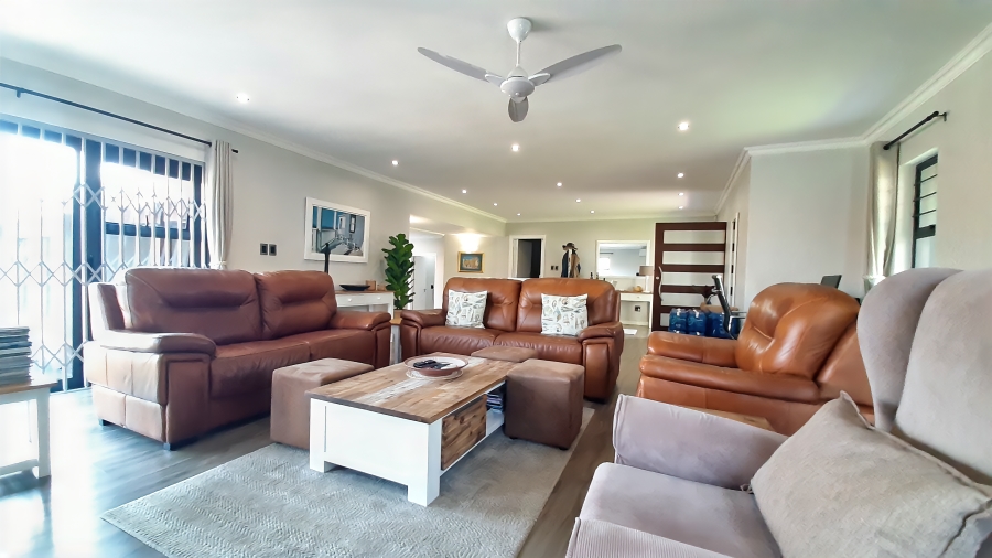 4 Bedroom Property for Sale in Sheffield Beach KwaZulu-Natal
