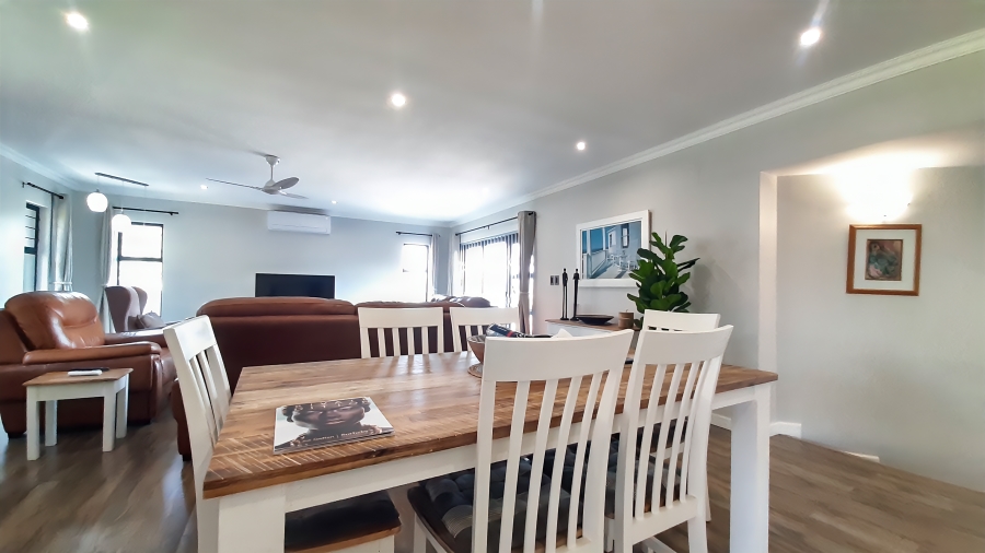4 Bedroom Property for Sale in Sheffield Beach KwaZulu-Natal