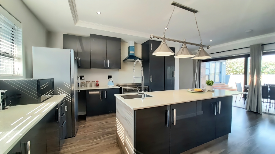 4 Bedroom Property for Sale in Sheffield Beach KwaZulu-Natal