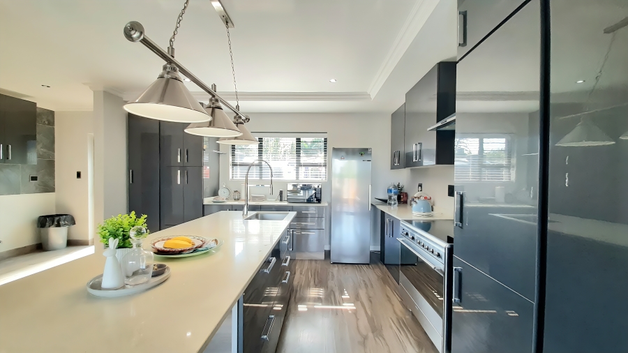 4 Bedroom Property for Sale in Sheffield Beach KwaZulu-Natal
