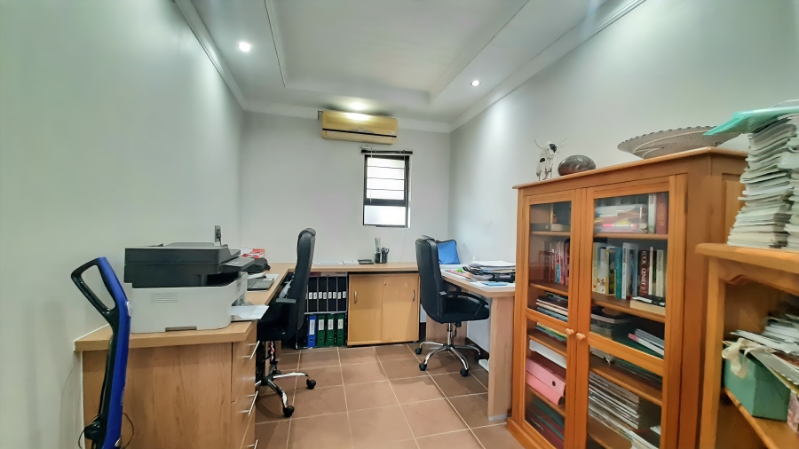 4 Bedroom Property for Sale in Sheffield Beach KwaZulu-Natal