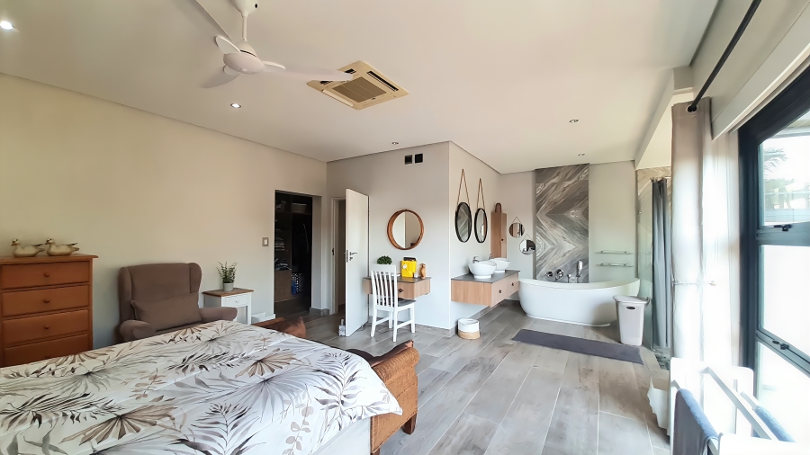 4 Bedroom Property for Sale in Sheffield Beach KwaZulu-Natal