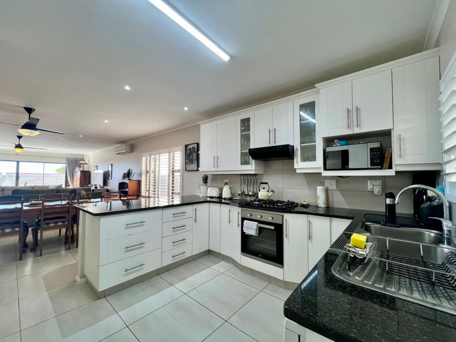 3 Bedroom Property for Sale in Ballito Central KwaZulu-Natal